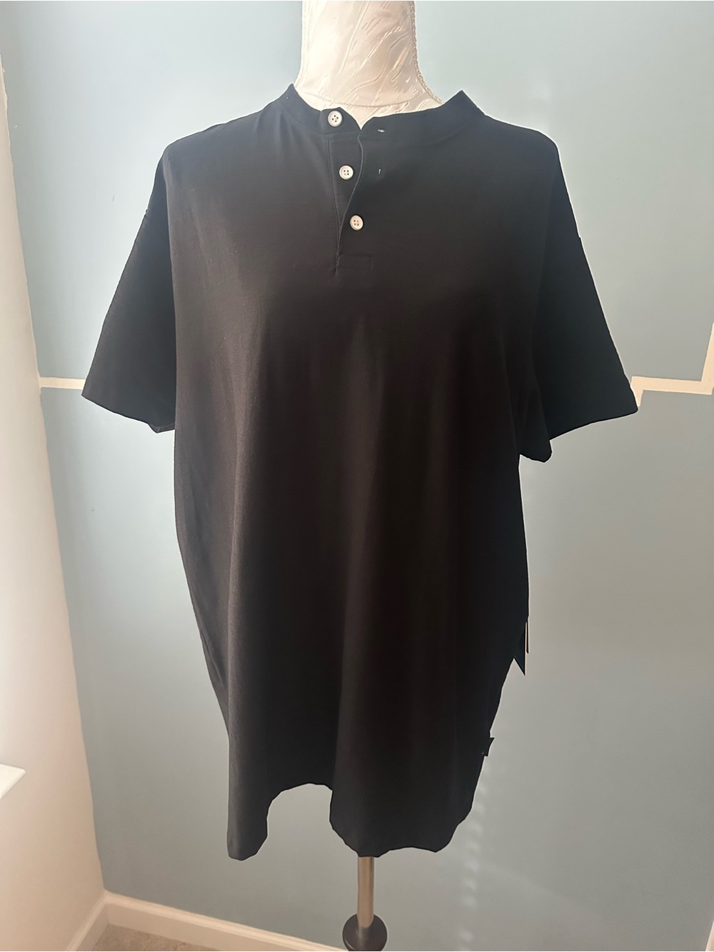 Kenneth Cole Black Short-Sleeve Henley Polo